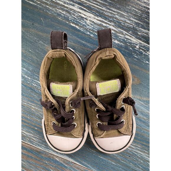 Converse All Star Green Kids/Toddler shoes, size 6 - Picture 4 of 14